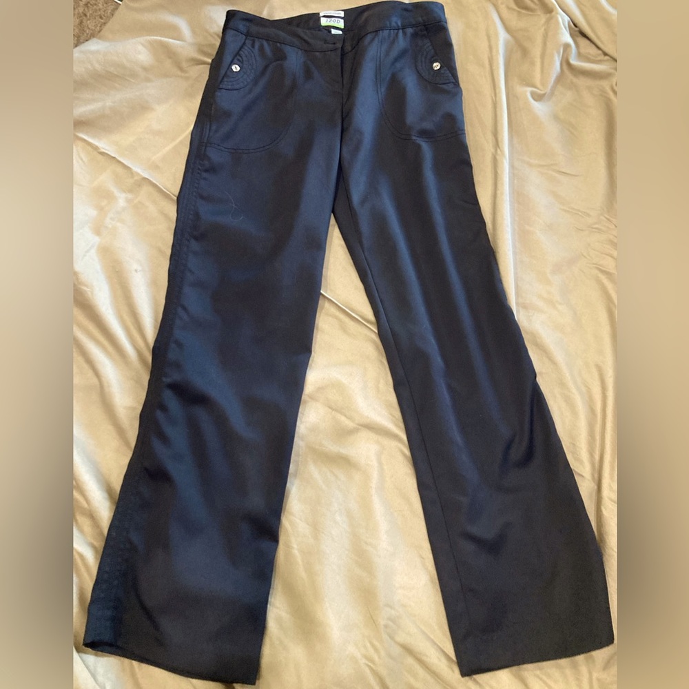 IZOD brand, black suit pants. Women’s size 2. RARELY WORN!